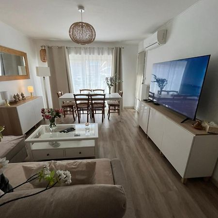 En Face Du Velodrome Apartment Marseille Luaran gambar
